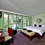 Logis Des Lacs D'halco 4* 하겟마우