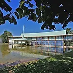 호텔 Logis Des Lacs D'halco 4*