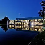 Logis Des Lacs D'halco 호텔 4*