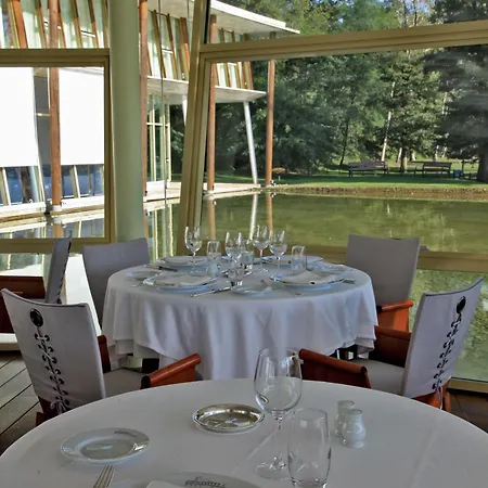 Logis Des Lacs D'halco 4* Hagetmau