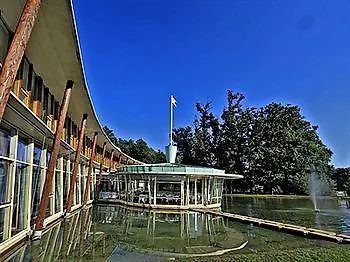 Hotel Logis Des Lacs D'halco