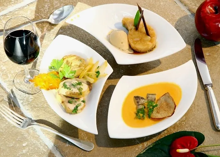 Logis Des Lacs D'halco 4*