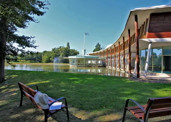 Logis Des Lacs D'halco 4* Hagetmau